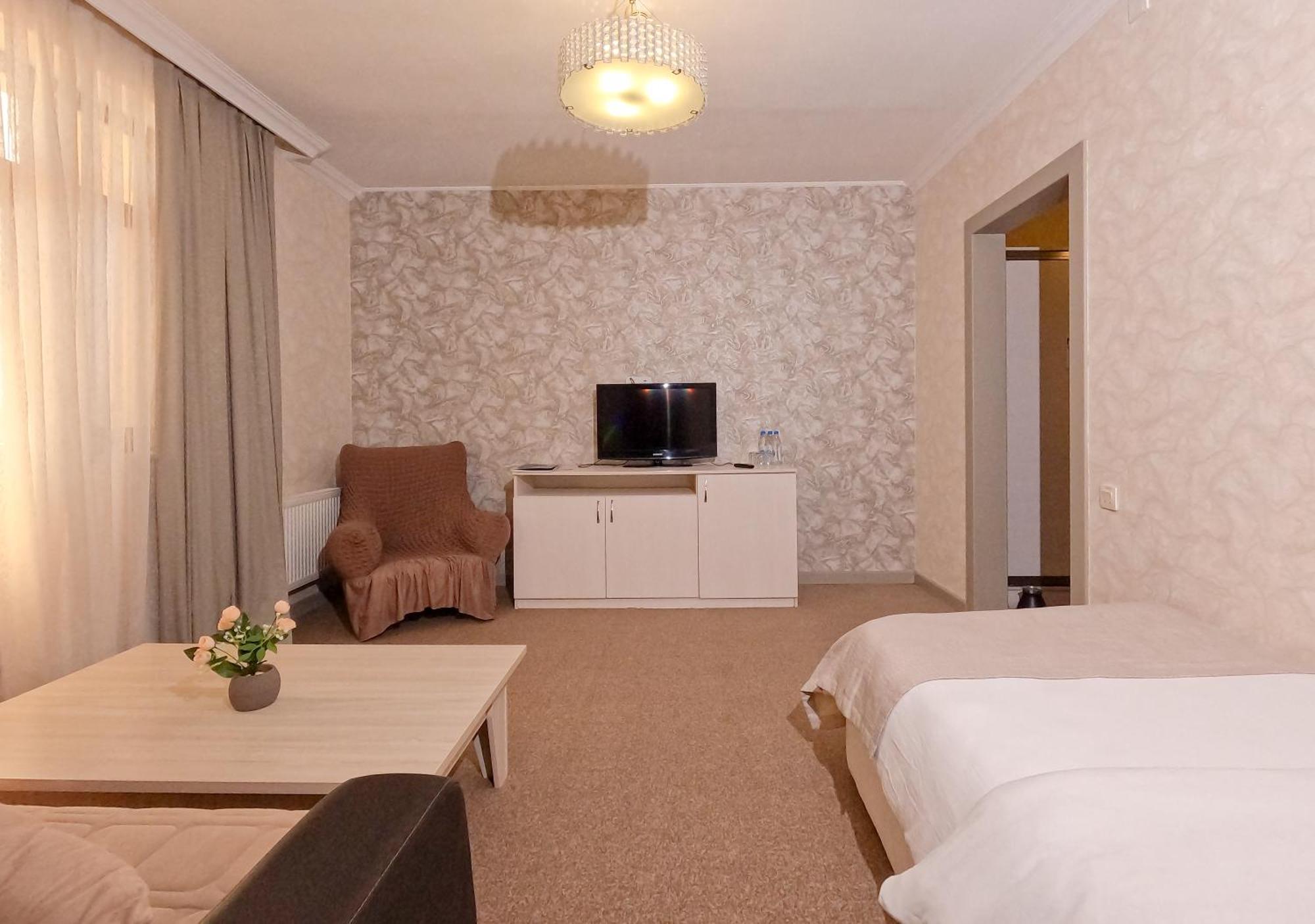 Gabala Yeddi Gozel Hotel Extérieur photo
